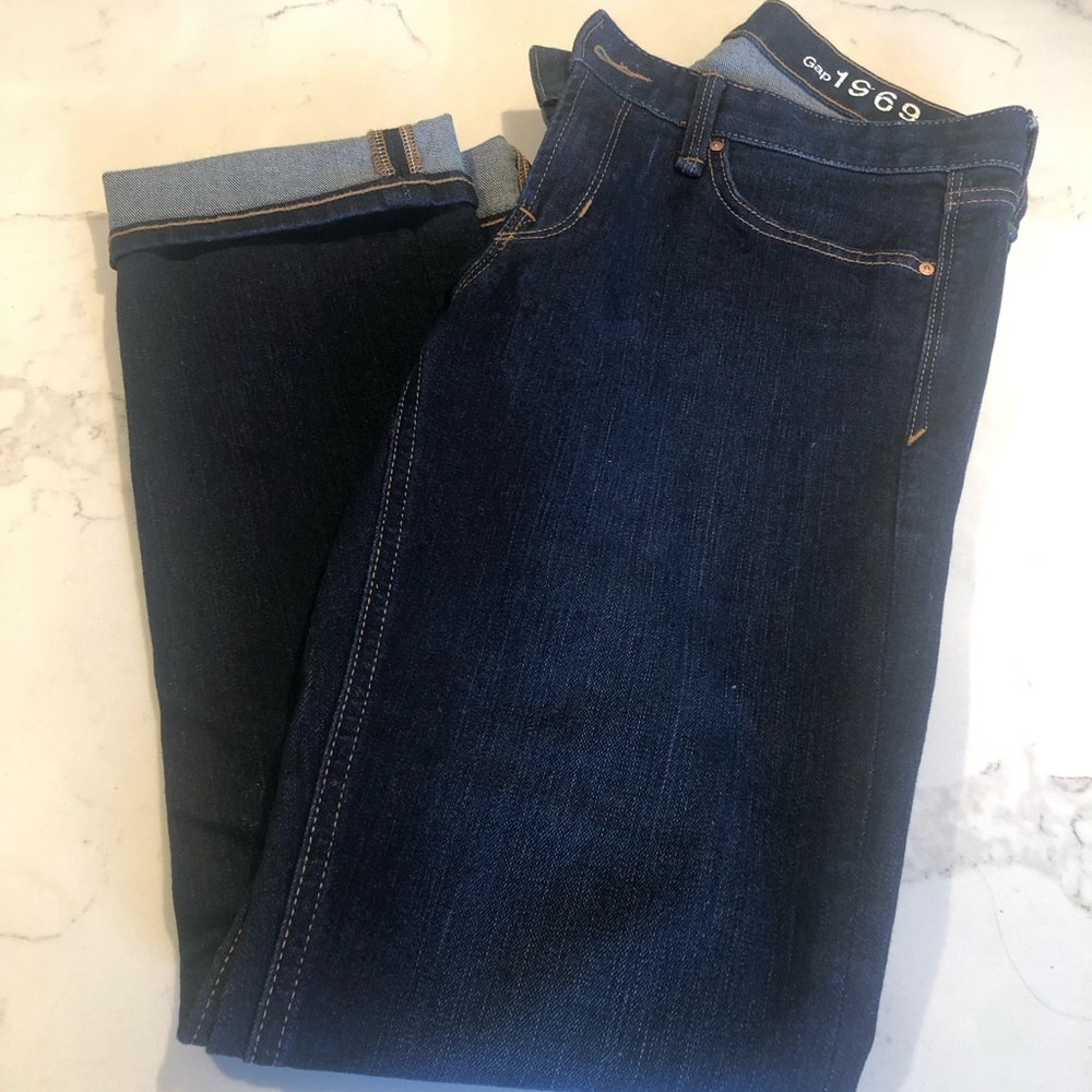 Gap Real Straight dark wash size 28r